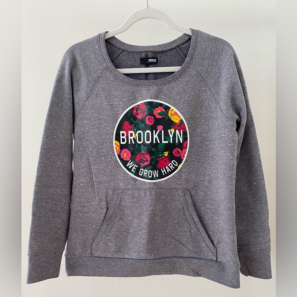 Brooklyn Industries - Women’s Crewneck Sweatshirt “We Grow Hard”